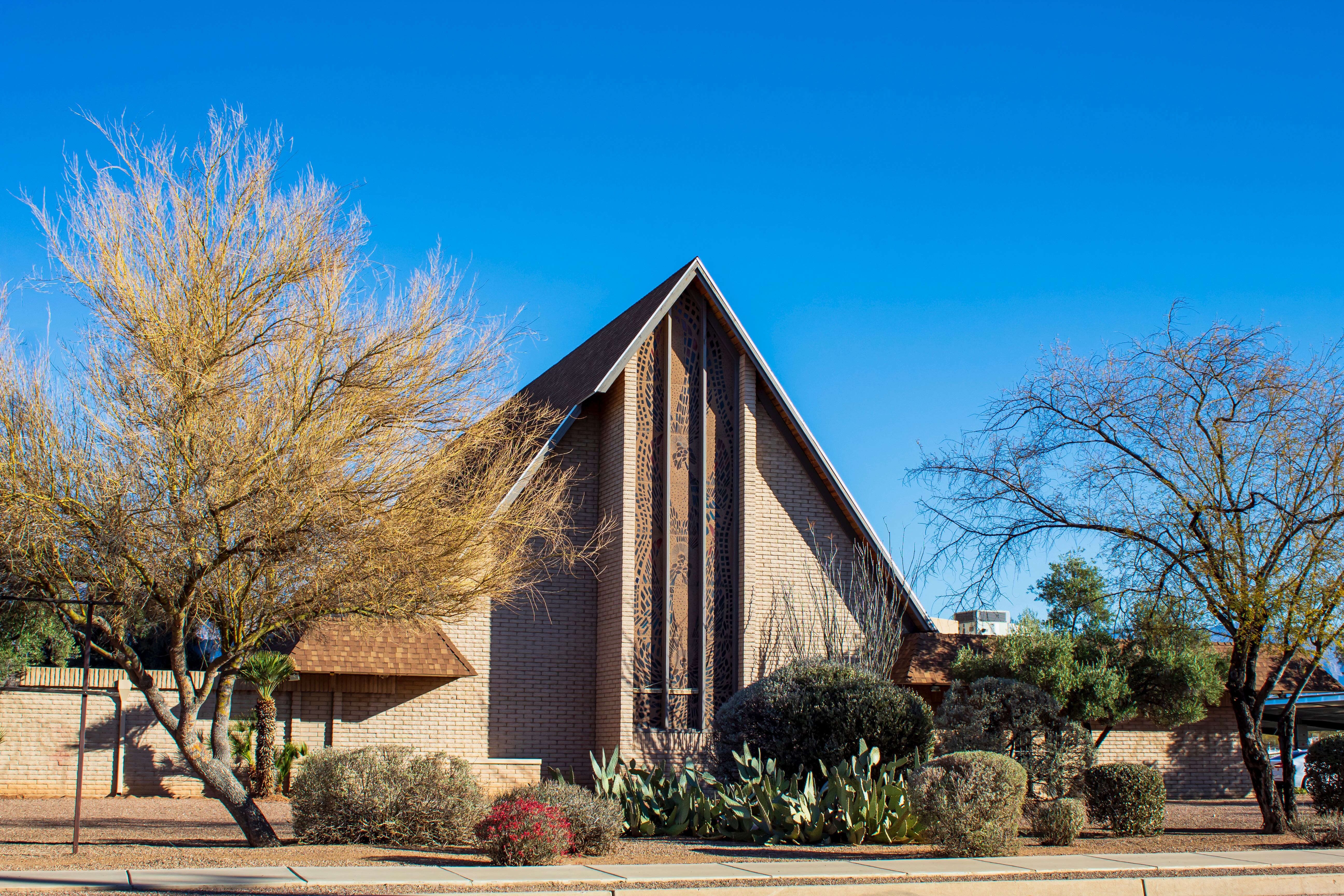 Desert Valley SDA building exterior